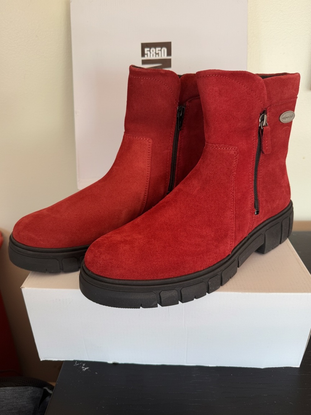 MODA5850 PAIGE Mid-Height Red Suede Bootie. BRAND-NEW w. Box